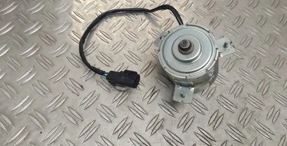 Toyota Aygo AB40 Electric radiator cooling fan 3S511101