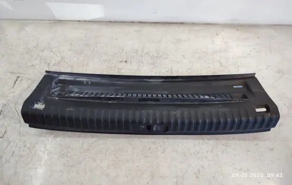 Volkswagen Tiguan Trunk/boot sill cover protection 5N0863459