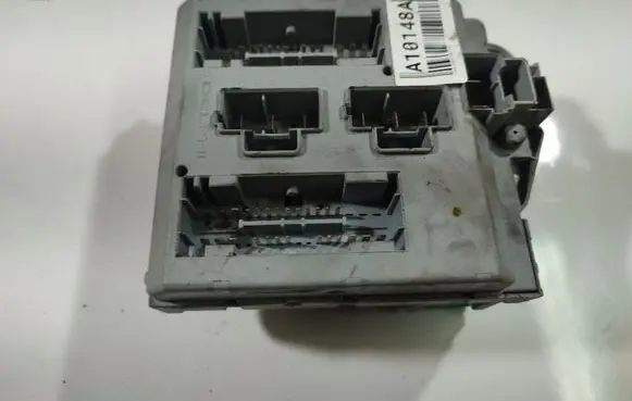 Iveco Daily 30.8 - 9 Fuse box set 69501171
