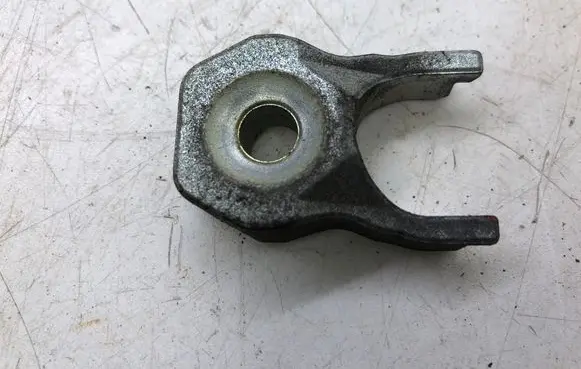 Mazda CX-7 Fuel Injector clamp holder