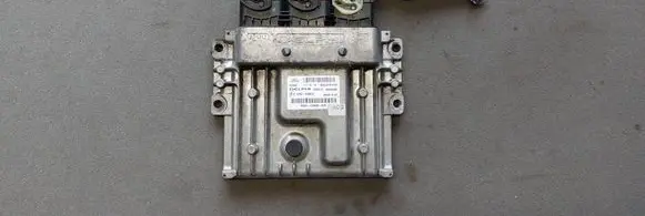 Ford C-MAX II Engine control unit/module BV6112A650ACF 97RI010012 28324830
