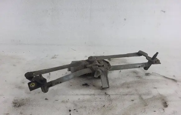 Skoda Fabia Mk1 (6Y) Front wiper linkage and motor 0390241524 6Q1955119A