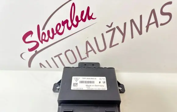 Porsche Cayenne (92A) Voltage converter/converter module 7PP959663E 111001912 CDG261112
