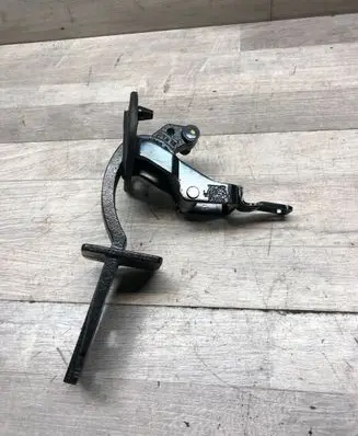 Volvo XC70 Tailgate/trunk/boot hinge 31298998 31298103