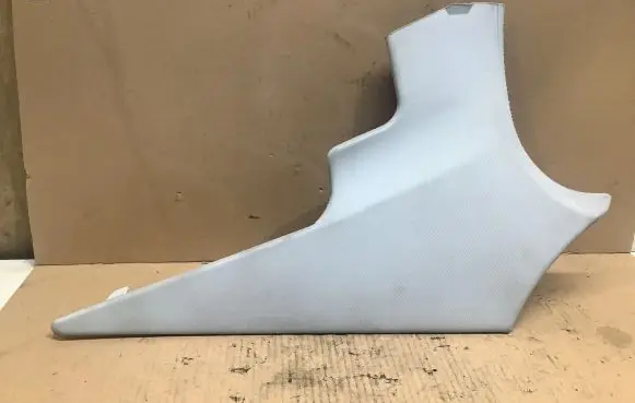 Peugeot 508 (D)pillar trim (top) 9686335077