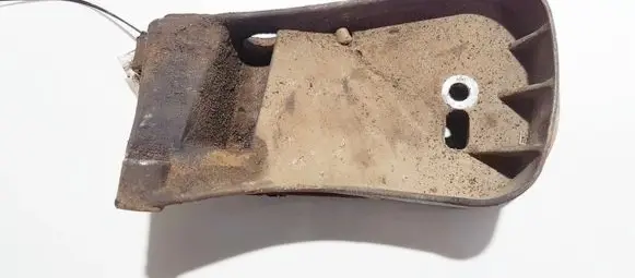 Volvo S80 Engine mounting bracket