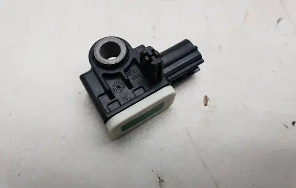 Volvo V60 Airbag deployment crash/impact sensor 8V4T14B006AA BBM457K1X 110528404