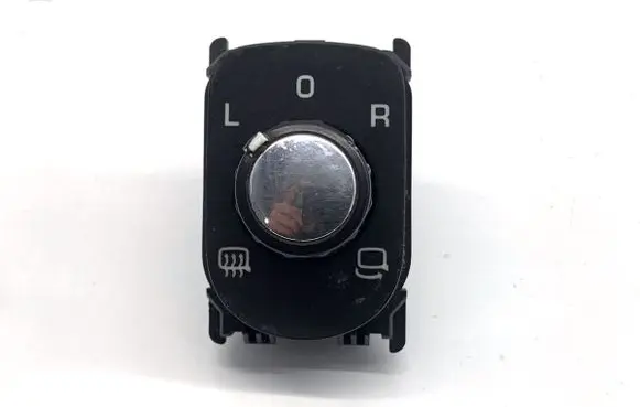 Volkswagen Touareg I Wing mirror switch 7L6959565L
