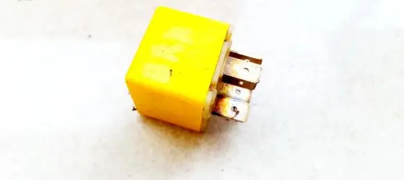 Fiat Bravo - Brava Other relay 21111230A