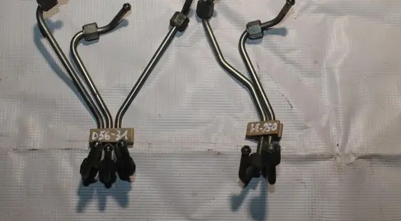 Volvo XC90 Fuel distributor 
