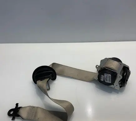 BMW X5 F15 Front seatbelt 7343627
