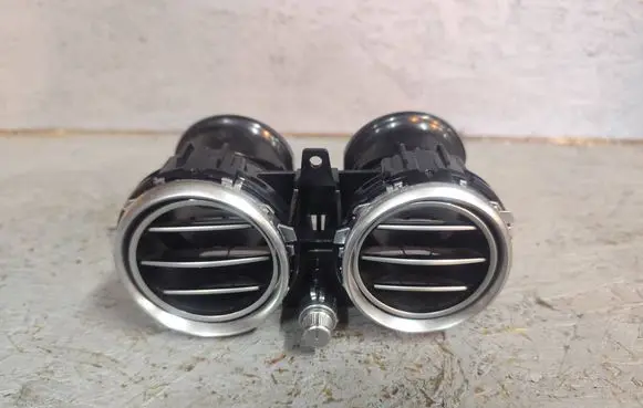 Dash center air vent grill