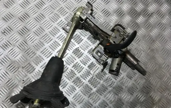 Steering wheel axle