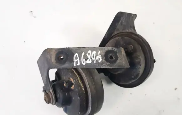 Audi A4 S4 B5 8D Horn signal