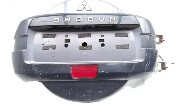 Mitsubishi Pajero Spare wheel mounting bracket 