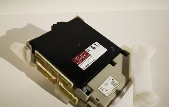 Toyota Prius (XW20) Engine control unit/module ECU 8922147140 2380002162 8273047450