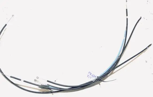 Handbrake/parking brake wiring cable