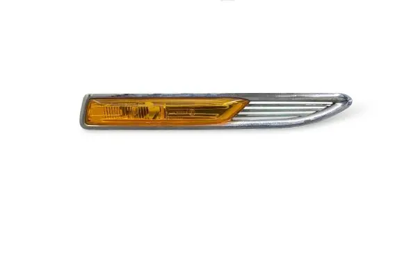 Ford Mondeo MK IV Front fender indicator light 7S7113K354AD