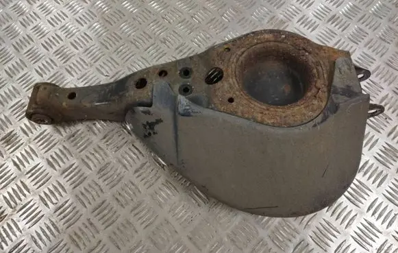 Lexus RX 450H Coil spring/strut mount 