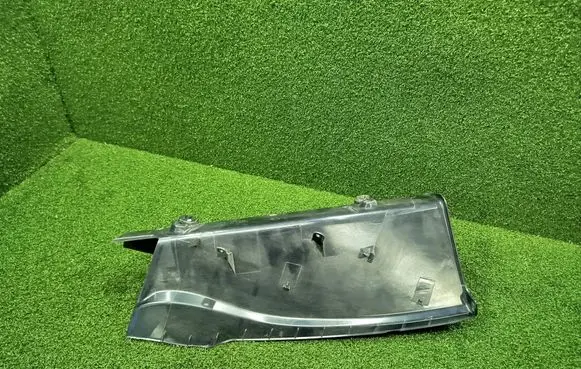 Renault Espace V (RFC) Rear/tail light trim molding 192667