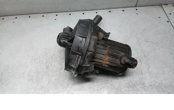 Audi A3 S3 8L Secondary air pump 06A959253B