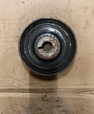 Nissan Qashqai Crankshaft pulley 8200699517