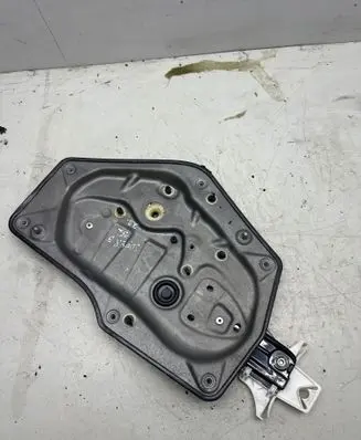 Skoda Superb B6 (3T) Rear window lifting mechanism without motor 120382 2940114