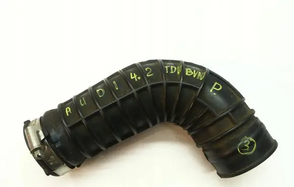 Audi Q7 4L Air intake hose/pipe 057129628B