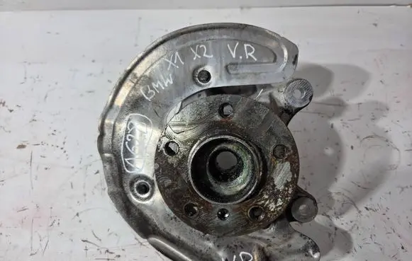BMW X1 F48 F49 Front wheel hub spindle knuckle 6876646