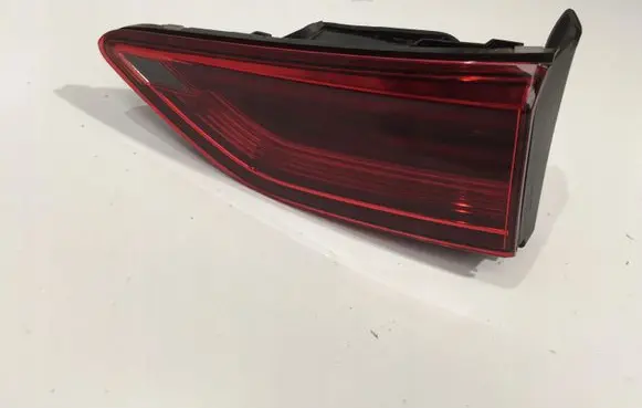 Volkswagen Golf VIII Tailgate rear/tail lights 5H0945094D