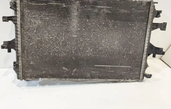 Coolant radiator