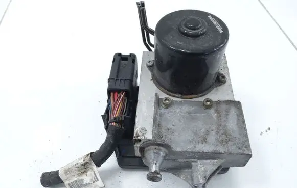 Mercedes-Benz C AMG W203 ABS Pump A203545632