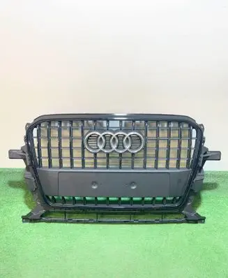 Audi Q5 SQ5 Front bumper upper radiator grill 8R0853651