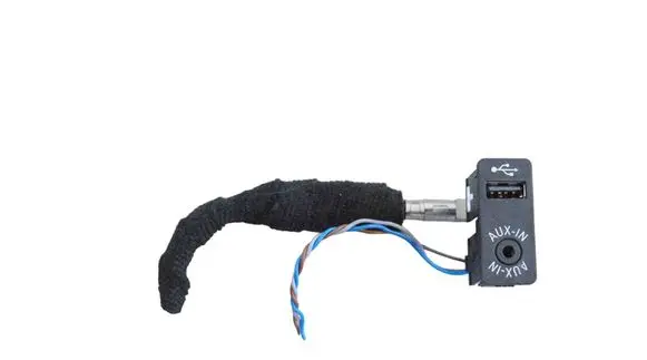 BMW 4 F32 F33 AUX in-socket connector 9229246