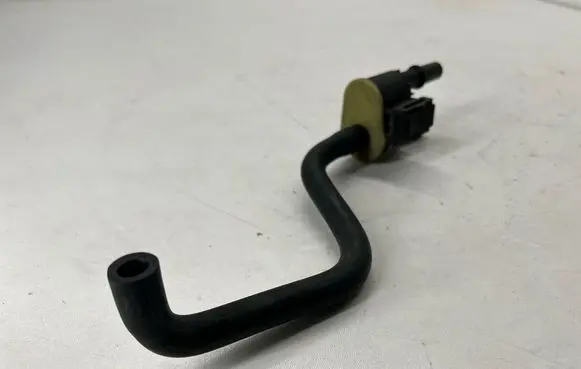 Jeep Grand Cherokee Valve vacuum 04627694AA 2877A0899A