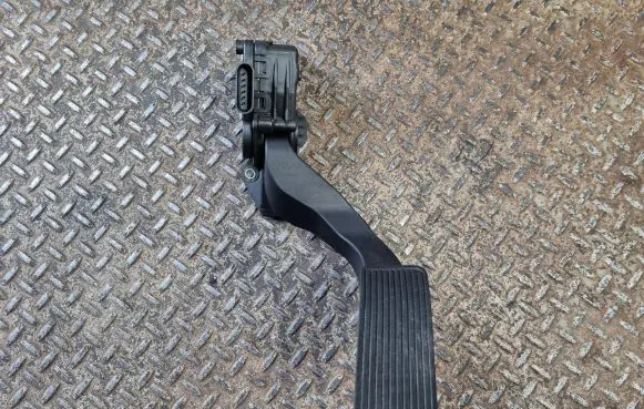 Cadillac Escalade Accelerator throttle pedal 15847349 6PV93390211