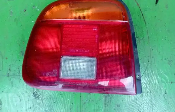Suzuki Baleno EG Rear/tail lights