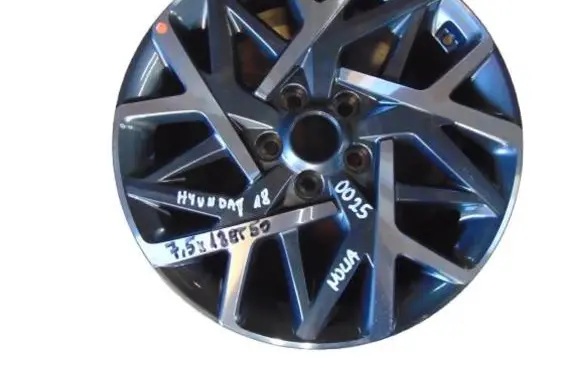 Hyundai Kona I R18 alloy rim 52910CM300