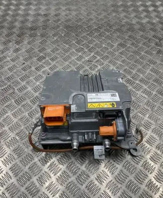 Mercedes-Benz EQB Voltage converter inverter A0009002650 A0009015211 A0019026702