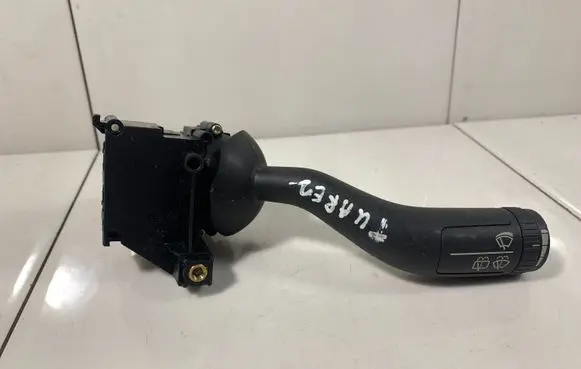 Volkswagen Touareg I Wiper control stalk 7L6953503
