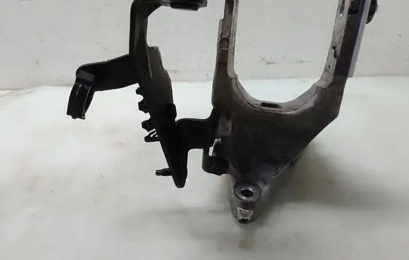 Citroen C5 Gearbox mounting bracket 9653919280