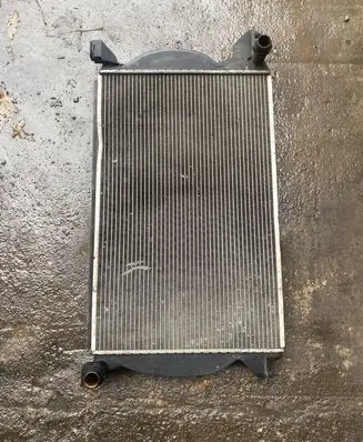 Audi A4 S4 B6 8E 8H Coolant radiator