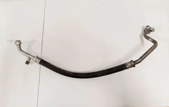 Mitsubishi Grandis Air conditioning (A/C) pipe/hose
