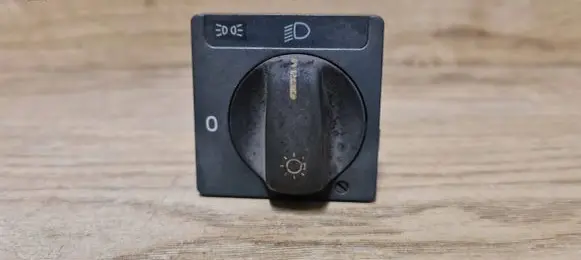 Volvo S70 V70 V70 XC Light switch 8622022