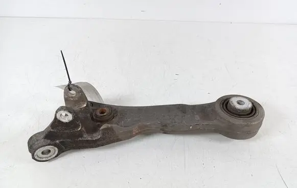 Jaguar XF X250 Front lower control arm/wishbone 6W833C255AB