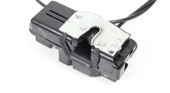 Tesla Model S Rear door lock 600891400