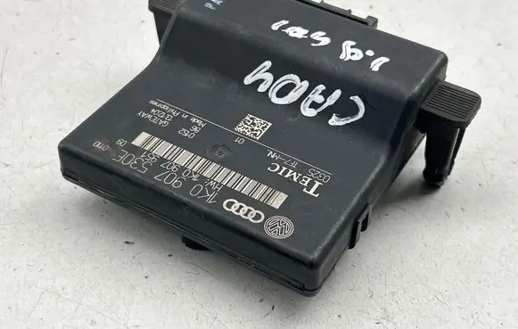 Volkswagen Caddy Gateway control module 1K0907530E 1K0907951