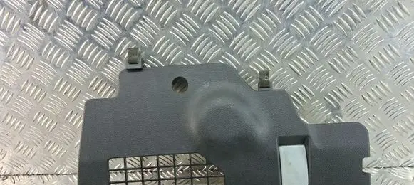 Dashboard lower bottom trim panel