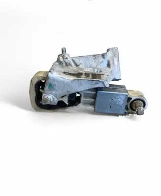 Volvo XC90 Engine mounting bracket 31480551