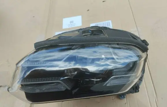 Porsche Taycan 9J1 Headlight/headlamp 9J1941059F 1140H390005
